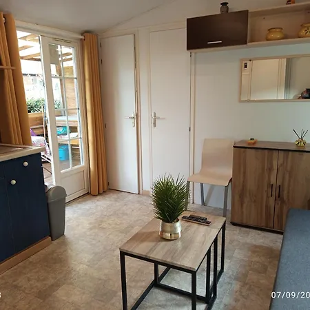 Familiales Dans Avec Piscine Campingplatz