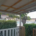 Familiales Dans Avec Piscine Kemping *