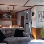 Familiales Dans Avec Piscine *