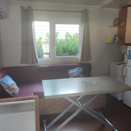 Familiales Dans Avec Piscine Camping *