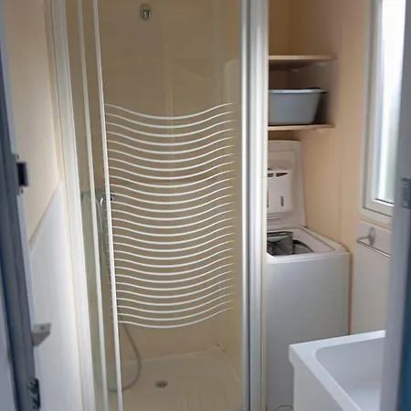 Camping Familiales Dans Avec Piscine Fréjus