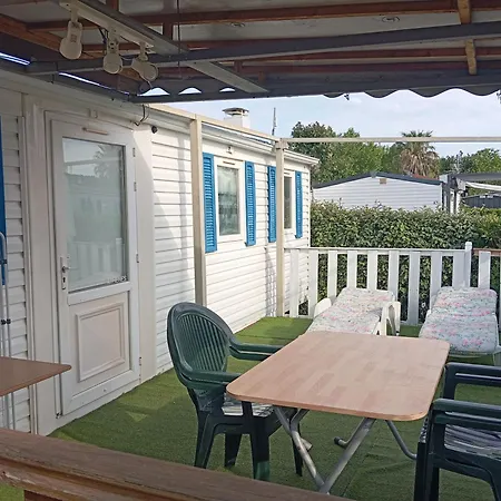 Familiales Dans Avec Piscine *