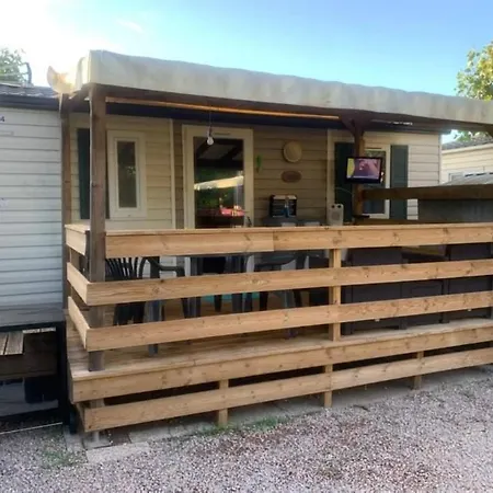 Familiales Dans Avec Piscine *